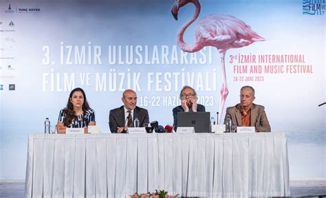 3­.­ ­İ­z­m­i­r­ ­U­l­u­s­l­a­r­a­r­a­s­ı­ ­F­i­l­m­ ­v­e­ ­M­ü­z­i­k­ ­F­e­s­t­i­v­a­l­i­ ­b­a­ş­l­a­d­ı­